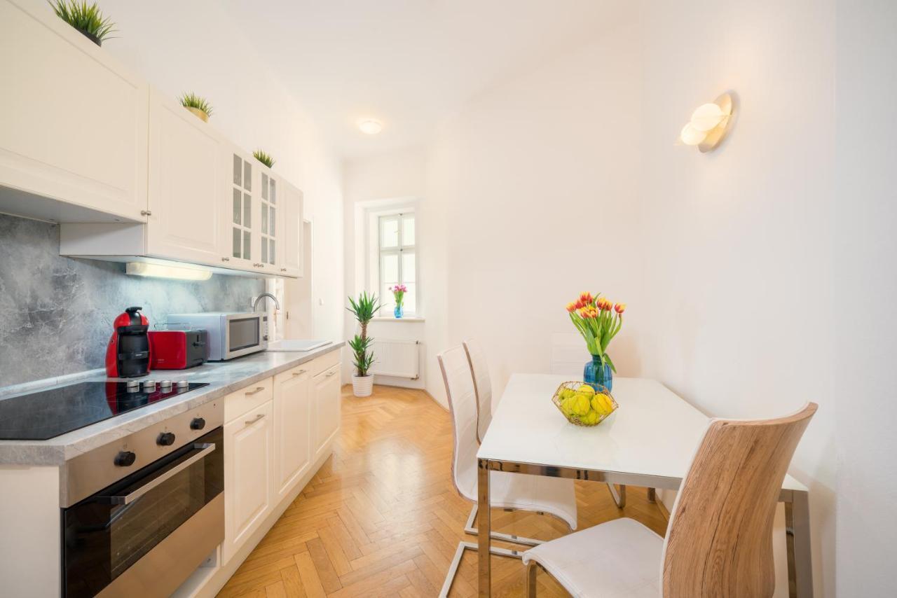 Old Town Square Premium Residence Prague Luaran gambar